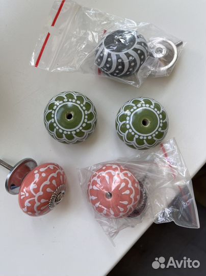 Мебельные ручки керамические