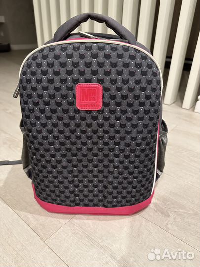 Школьный рюкзак