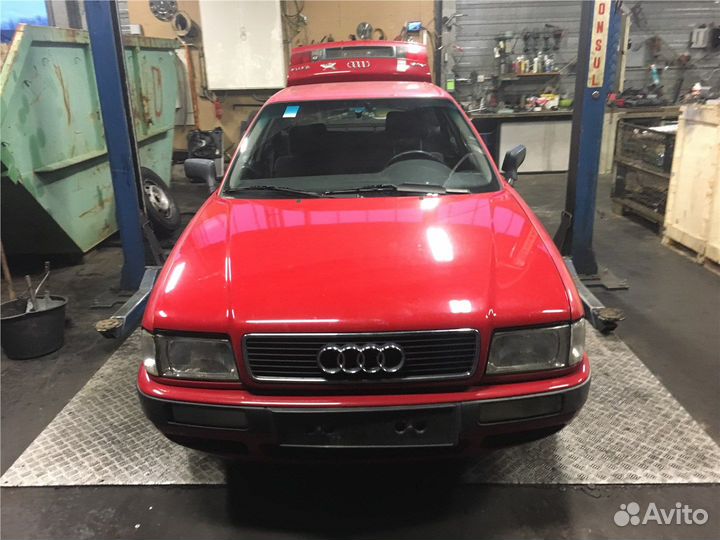 Разбор на запчасти Audi 80 (B4)