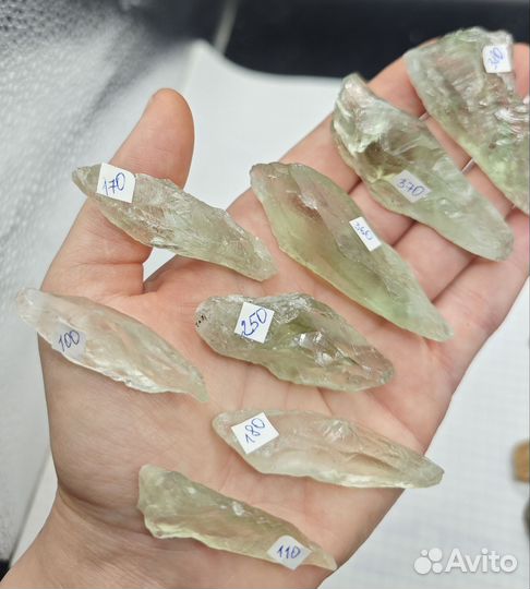 Зеленый кварц празеолит
