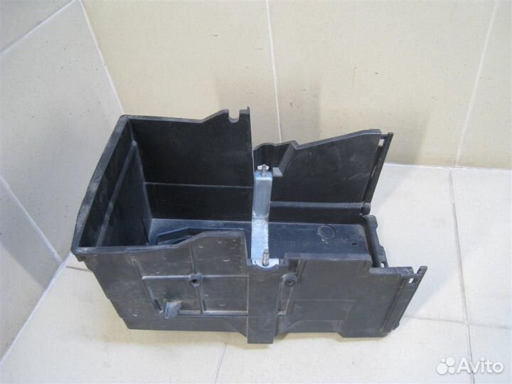 Площадка под акб Ford Focus 2 (CB4) 2008