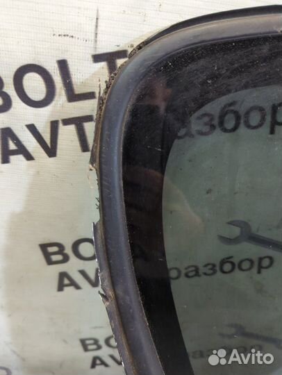 Форточка кузова задняя правая Toyota Corolla