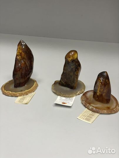 Камень Янтарь