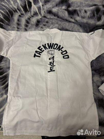 Перчатки,футы, костюм тхэквондо