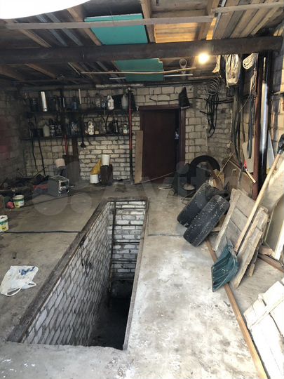 Гараж, > 30 м²