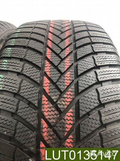 Bridgestone Blizzak LM005 RFT 255/50 R19 107V