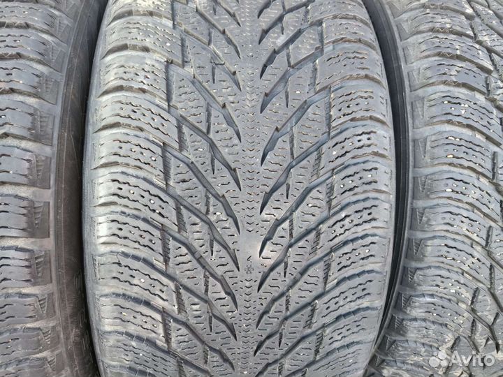 Nokian Tyres Hakkapeliitta R3 245/45 R18