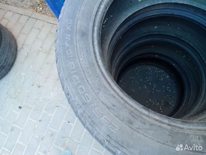 Nokian Tyres Hakka Black SUV 235/60 R18 107W