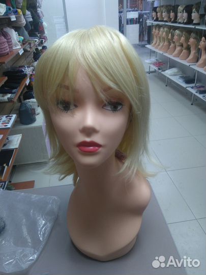 Парики и головные уборы