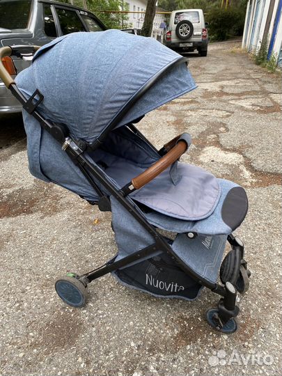 Коляска прогулочная nuovita giro