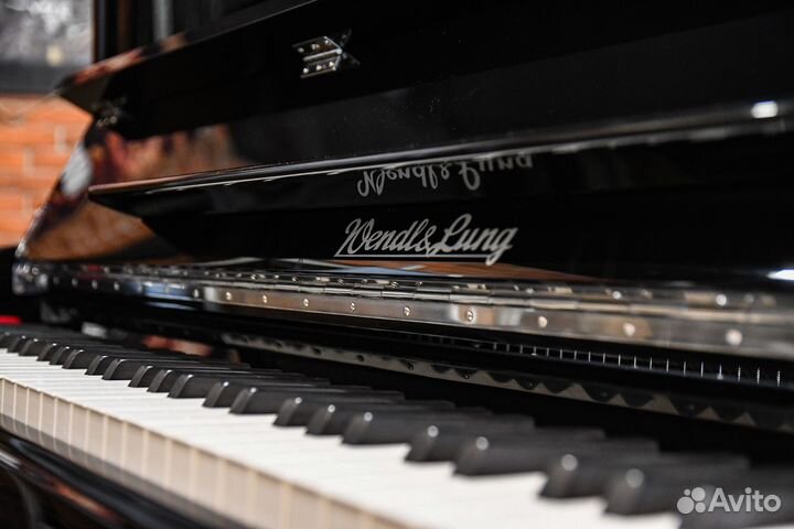 Пианино акустическое Wendl&Lung + Аксессуары