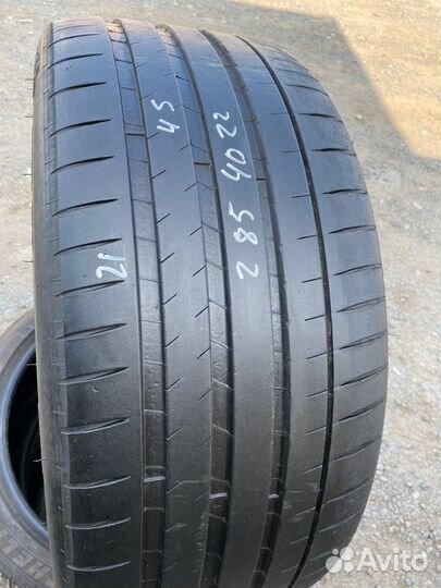 Michelin Pilot Sport 4 S 285/40 R22