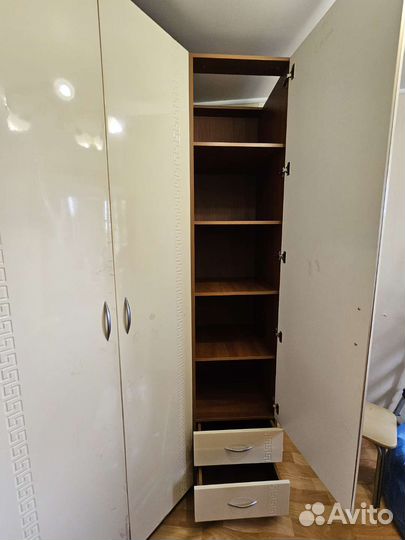 Угловой шкаф бу