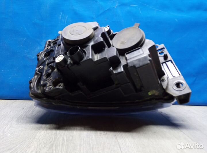 Фара левая Land Rover Discovery 2009-2013