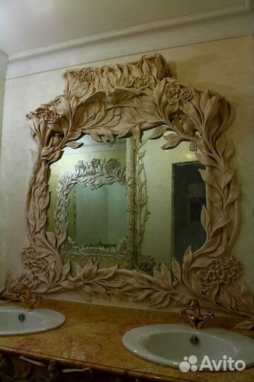 Барельефы на зеркалах