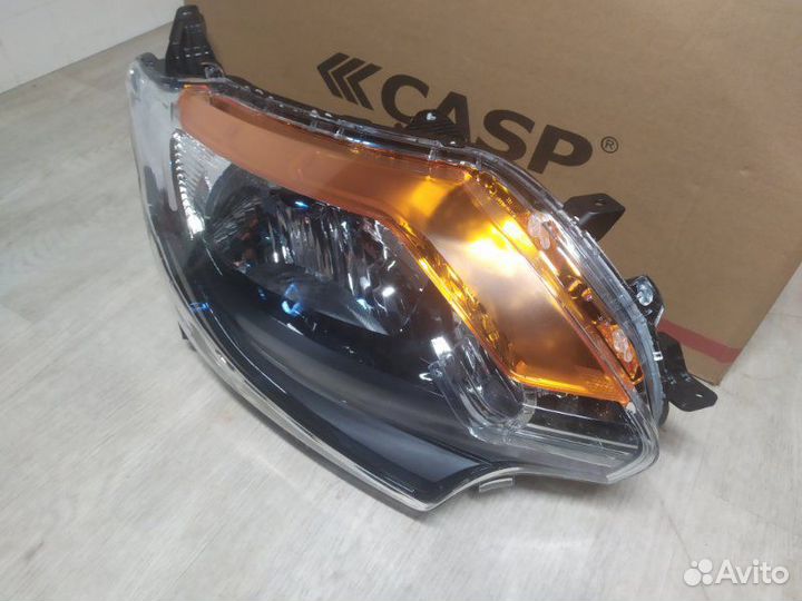 Фара передняя правая Mitsubishi L200 2015- KL1T