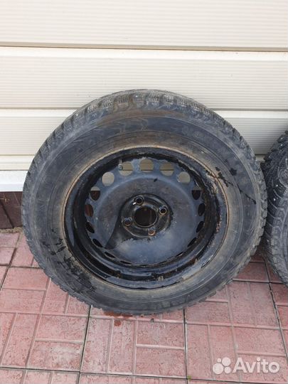 R15 Nokian Tyres Nordman 5 195/65, PCD 4x100 DIA 60.1