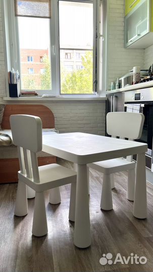 Детский столик и стульчики IKEA маммут