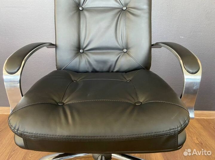 Офисное кресло. Доставка до двери