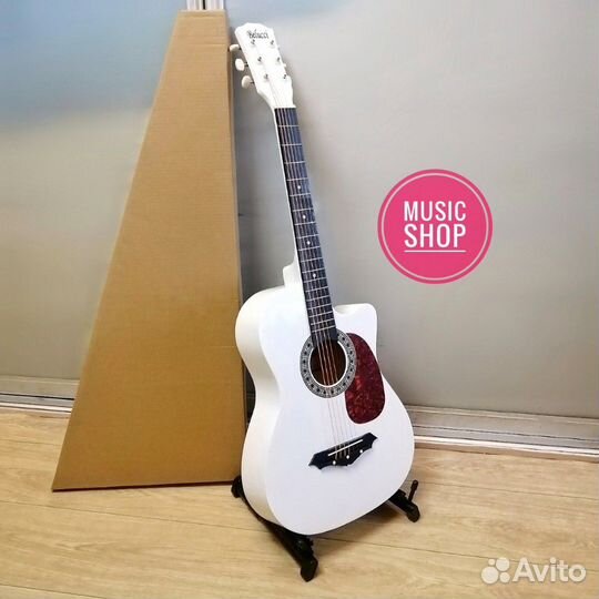 Гитара акустическая новая