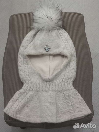 Зимняя шапка - шлем для девочки