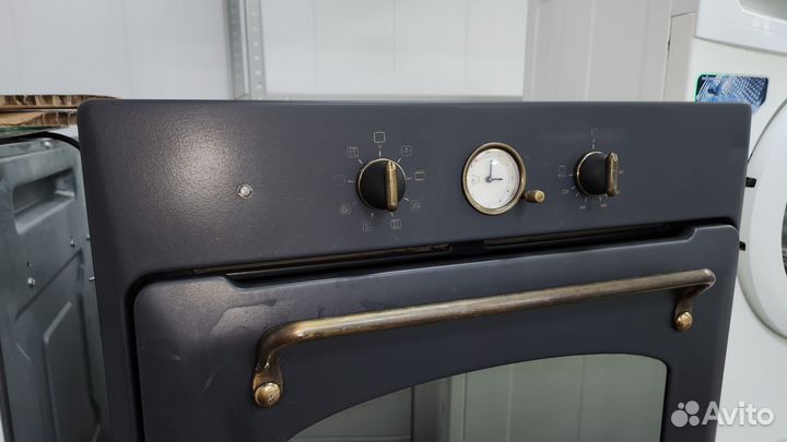 Электрический духовой шкаф Hotpoint-Ariston