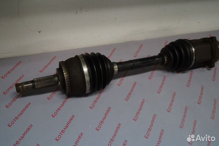 Nissan 39100-CX015 Вал приводной правый