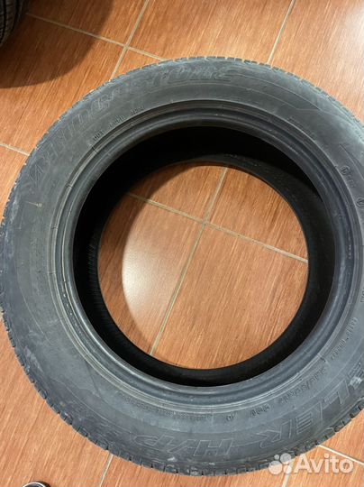 Bridgestone Blizzak LM-001 Evo 235/55 R17