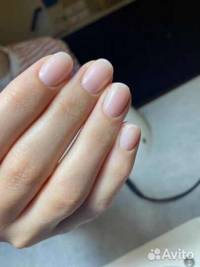 Модель на маникюр с покрытием гель лак/Гель