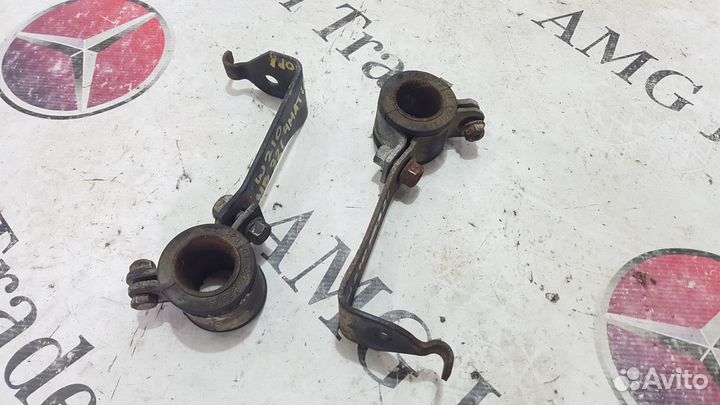 Крепления стабилизатора Mercedes W210 4-matic