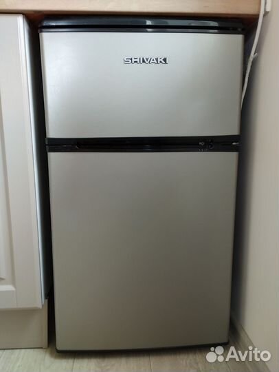 Холодильник бу маленький