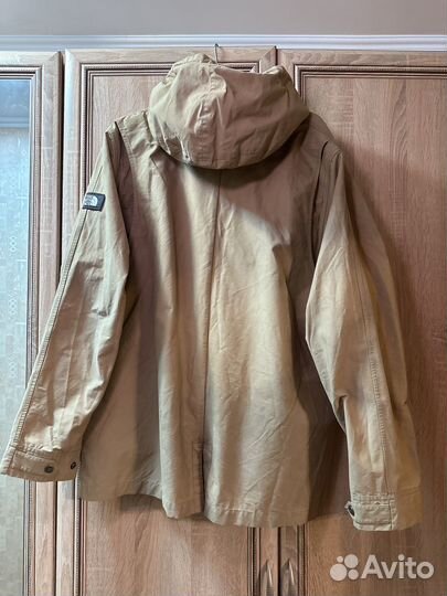 Ветровка The North Face бежевая