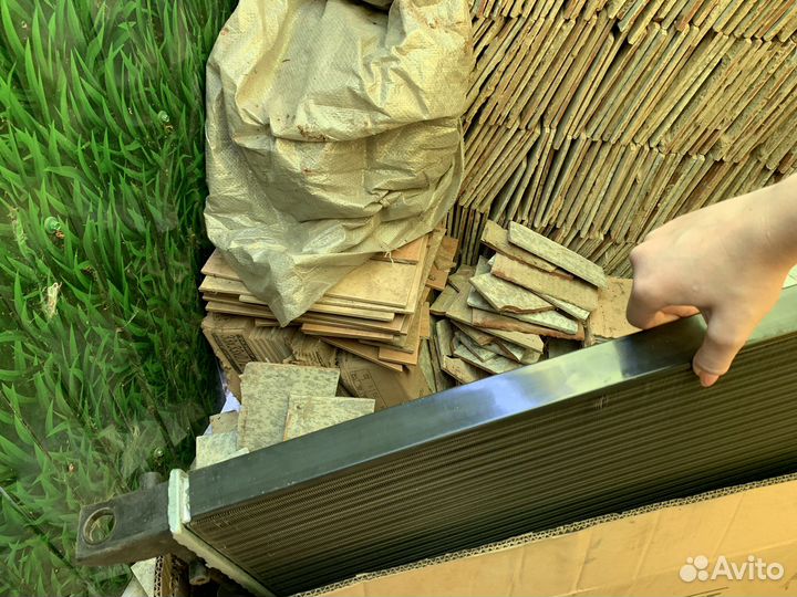 Радиатор охлаждения на Ford Galaxy