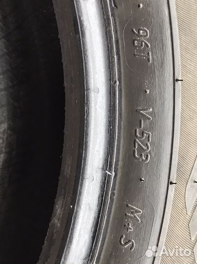 Viatti Bosco Nordico V-523 215/65 R17 96T