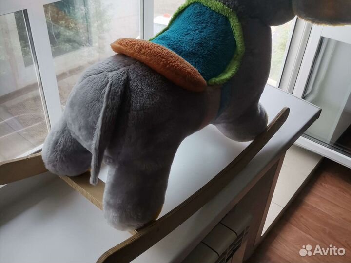 Слон игрушка-качеля