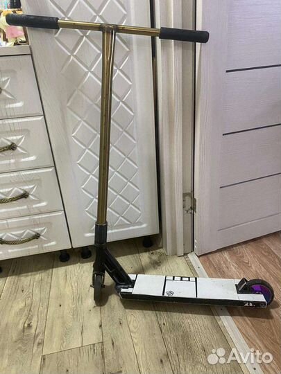 Трюковой самокат