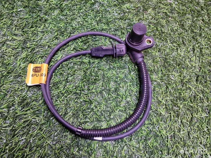 Датчик положения коленвала Opel Astra F