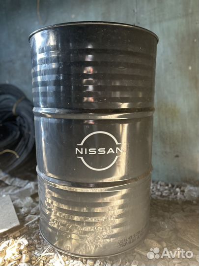 Nissan Genuine Motor Oil 5W-30 / Бочка 208 л