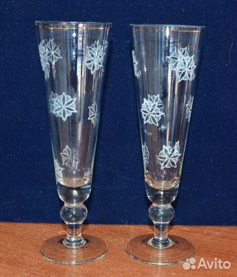 Стеклянные бокалы под шампанское- 2 шт