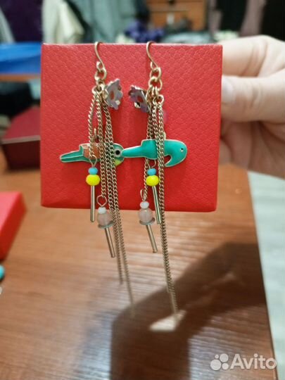 Серьги бижутерия