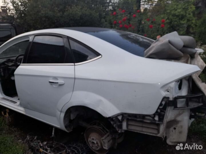 Автомобиль на запчасти Ford Mondeo 4 разбор