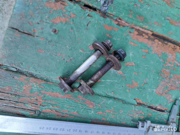 Болты схождения (развальные) galant 8