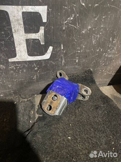 Петли Nissan X-Trail 1