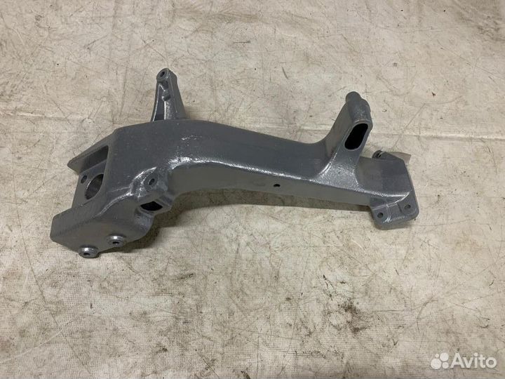 Кронштейн бампера левый renault premium volvo FE