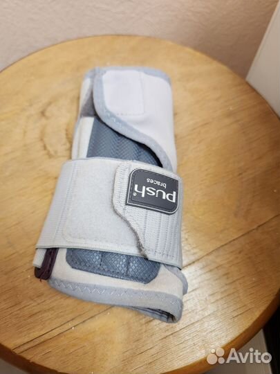 Ортез на запястье