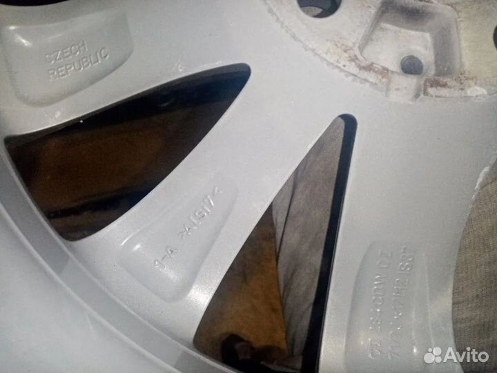 Колеса BMW R17 стиль 413 зима липучка Bridgestonе