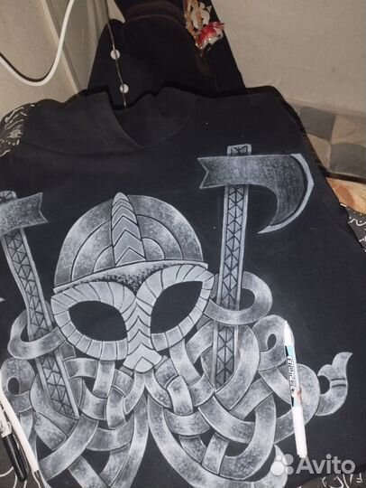 Кастом одежды акрил/ вышивка, эскизы, чертежи и тп