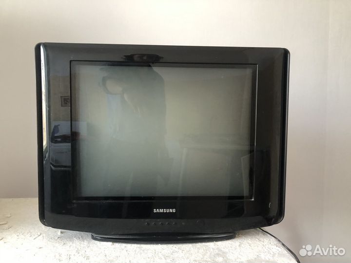 Телевизор samsung