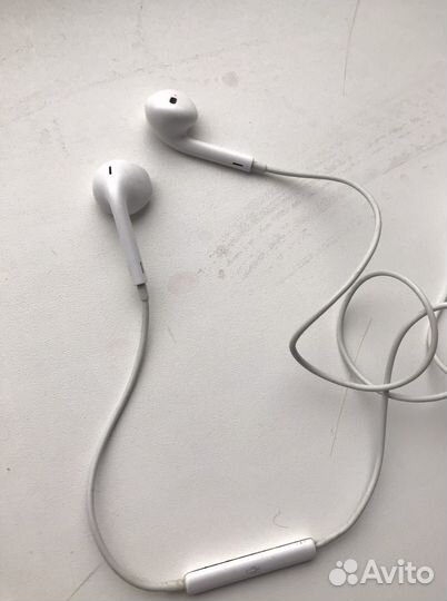 Наушники earpods