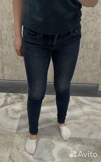 Джинсы женские levis 710 26 размер оригинал